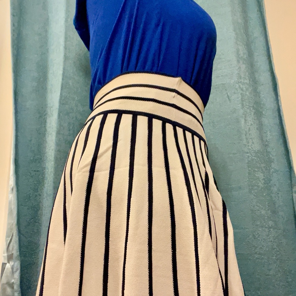Ralph Lauren White and Navy Striped Skirt - Picture 10 of 11